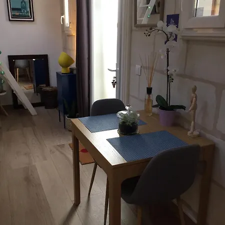 Maisonnette Centre Au Calme