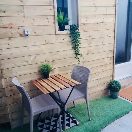 Maisonnette Centre Au Calme